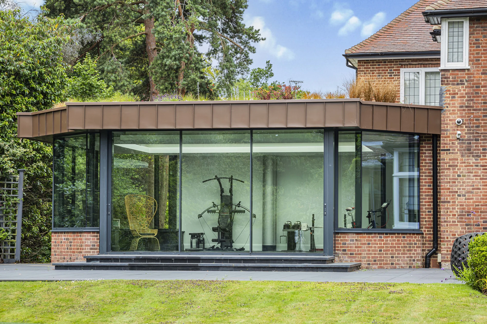 Manor Way — project detail