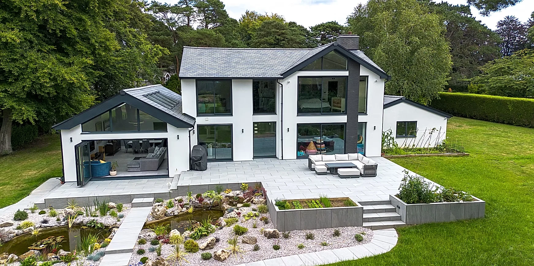 Extensions & remodelling — De Landro residential project